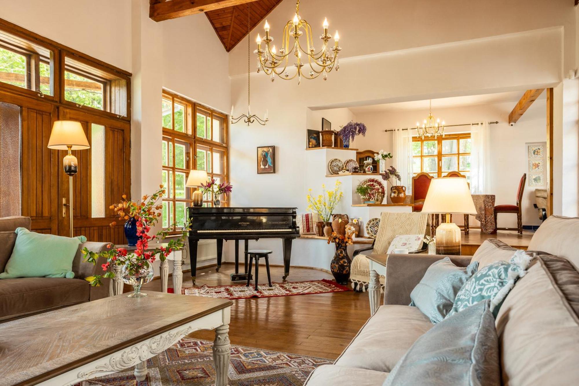Villa Alba By Akasha Retreat Bran  Buitenkant foto